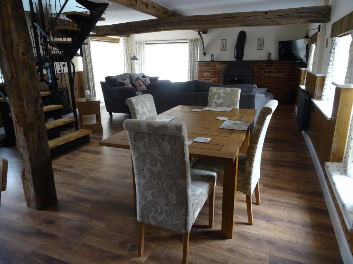 Lowlands Cottage Beccles Exteriör bild